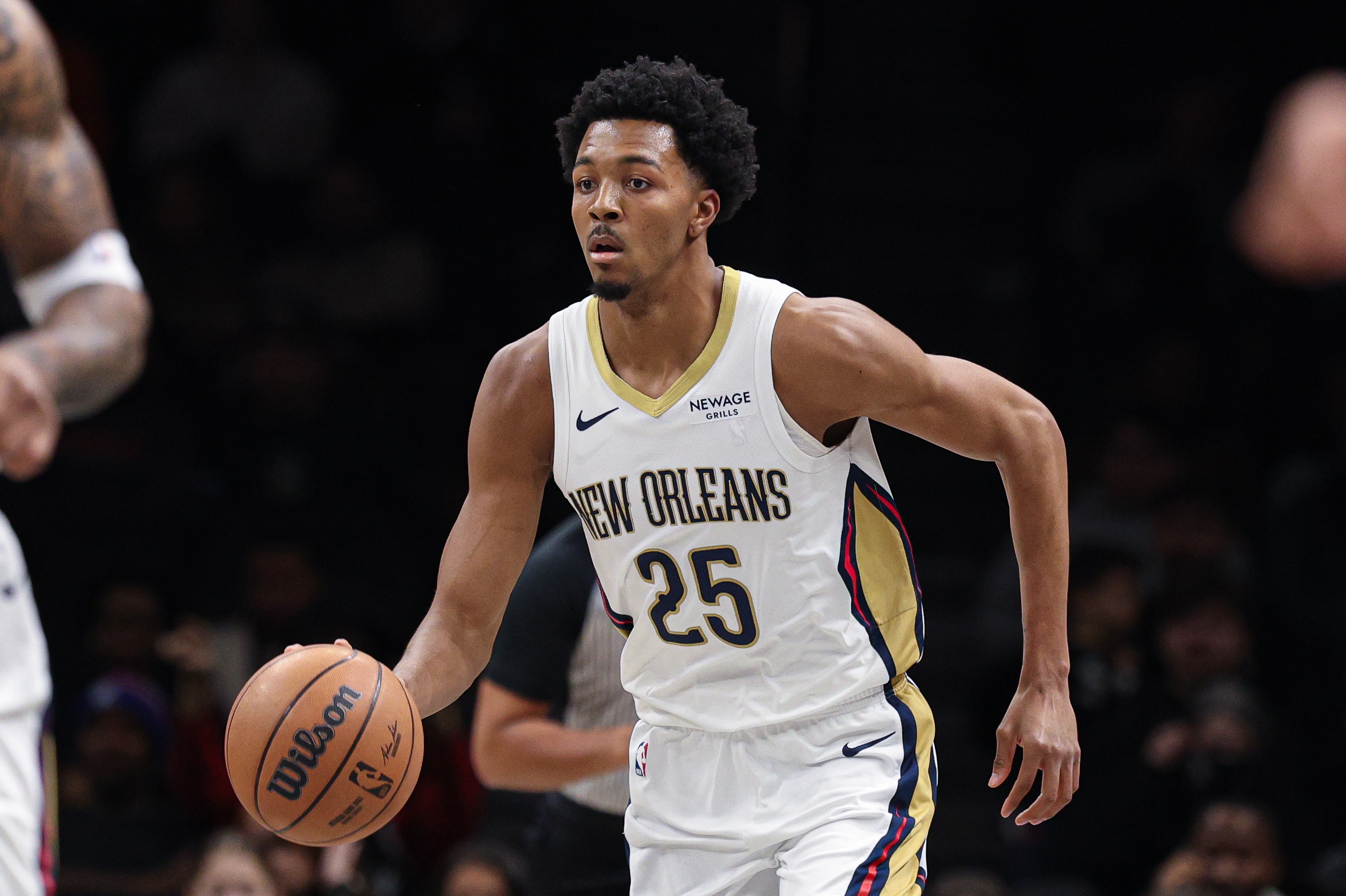 英超直播-有些头铁！墨菲强攻内线 连续遭到步行者大帽